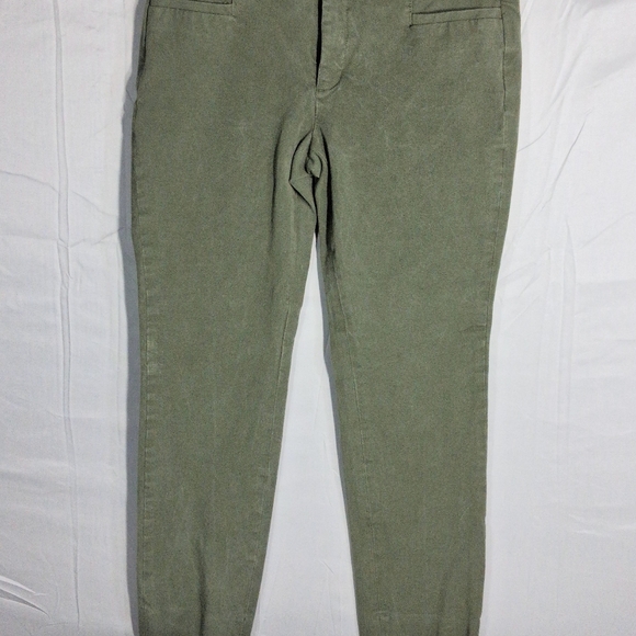 Banana Republic Chic Women's Size 6 Olive Green Sloan Chino's Pants - Picture 3 of 10